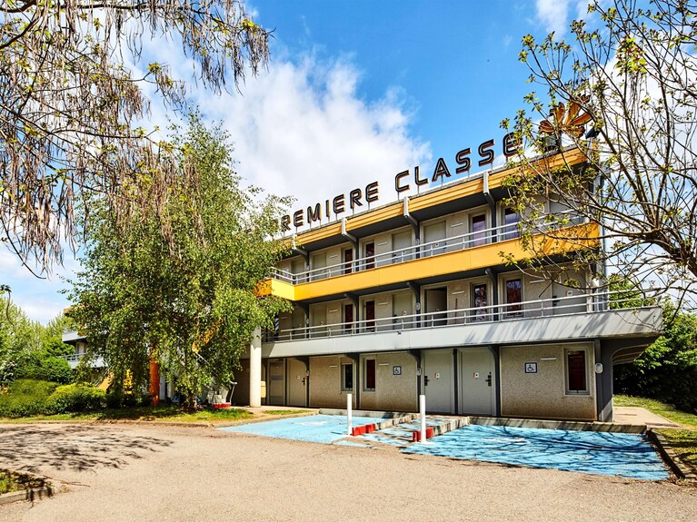 Première Classe Melun Sénart, Vert-Saint-Denis